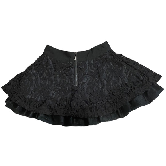 Guess Tulle & Lace Mini Skirt - Picture 3 of 14